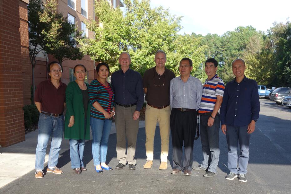 E:\英国365集团\水产传媒中心\新闻稿\新闻稿\与东卡大学代表合照1.jpg E:\英国365集团\水产传媒中心\新闻稿\新闻稿\与东卡大学代表合照1.jpg